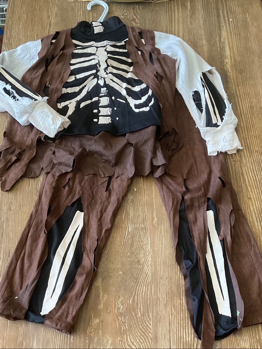 Disney Direct Skeleton Pirate zombie boy/girls 2 pc Costume size small